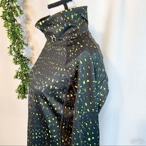 Under Armour Ladies XL Cold Gear Pull Over ZIP